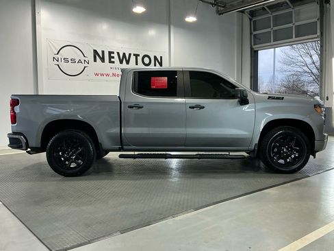 Used 2024 Chevrolet Silverado 1500 Custom w/ LPO, Dark Essentials Package image 35