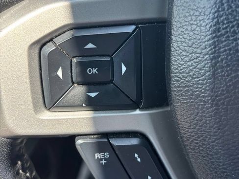 Used 2019 Ford F150 Lariat w/ Equipment Group 502A Luxury AWD/4WD image 20