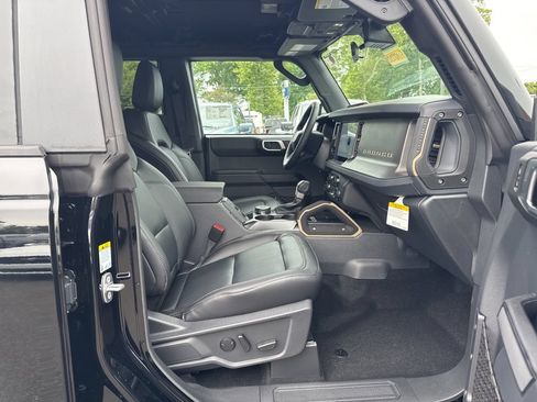New 2026 Ford Bronco Badlands AWD/4WD image 13