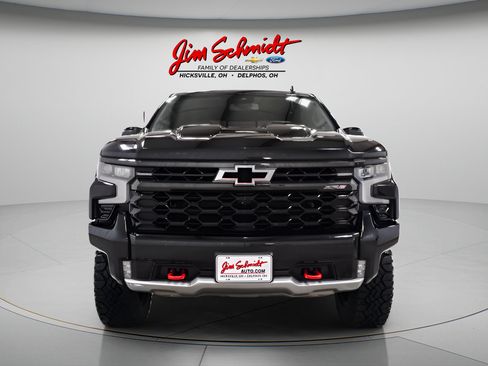 Used 2022 Chevrolet Silverado 1500 ZR2 AWD/4WD image 2