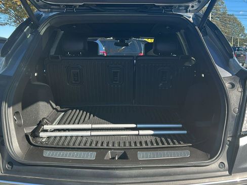 Used 2021 Cadillac XT5 Sportv w/ LPO, Floor Liner Package image 7