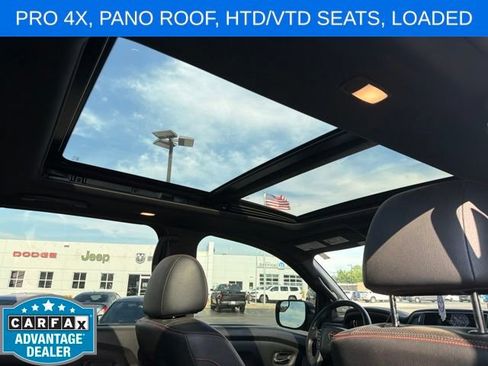 Used 2021 Nissan Titan PRO-4X w/ Pro-4x Convenience Package AWD/4WD image 13