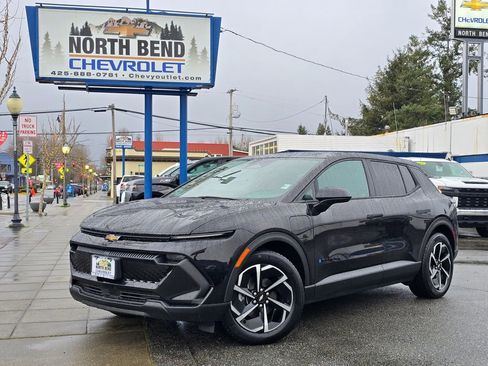 Used 2025 Chevrolet Equinox EV LT image 1