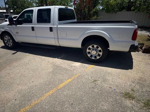 Used 2014 Ford F250 XL w/ Power Equipment Group RWD image 3