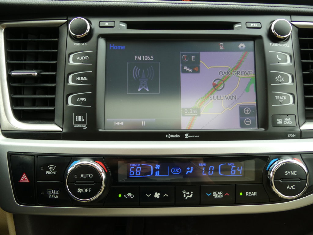 Used 2015 Toyota Highlander Limited AWD/4WD image 34