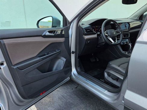 Used 2023 Volkswagen Taos SEL AWD/4WD image 19