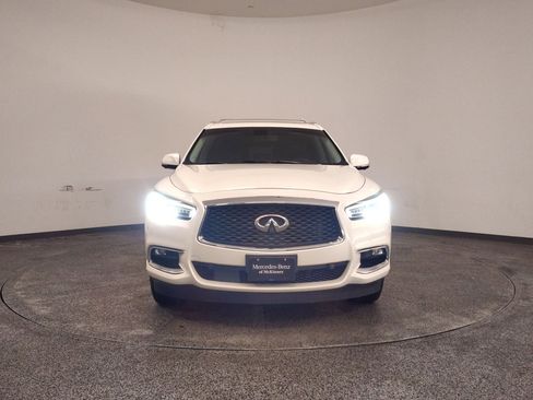 Used 2017 INFINITI QX60 Luxe w/ Premium Plus Package image 5