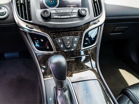 Used 2014 Buick LaCrosse Leather w/ Driver Confidence Package FWD image 18
