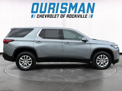 Used 2023 Chevrolet Traverse LS w/ Safety Package image 7