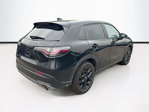 Certified 2023 Honda HR-V Sport image 9