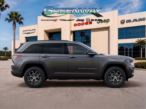 New 2025 Jeep Grand Cherokee Limited RWD image 21