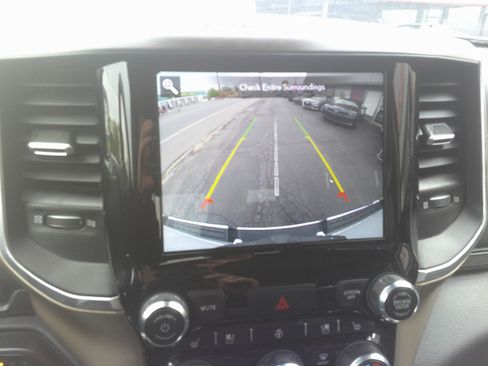 Used 2021 RAM 1500 Laramie AWD/4WD image 24