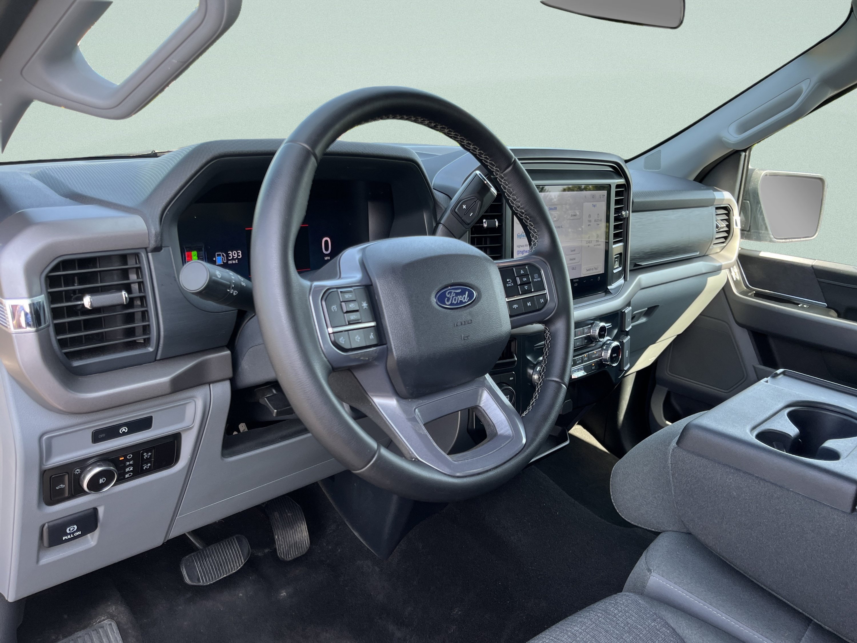 Used 2025 Ford F150 XLT w/ Equipment Group 301A Standard AWD/4WD image 14