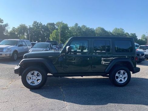 Used 2022 Jeep Wrangler Unlimited Sport AWD/4WD image 5