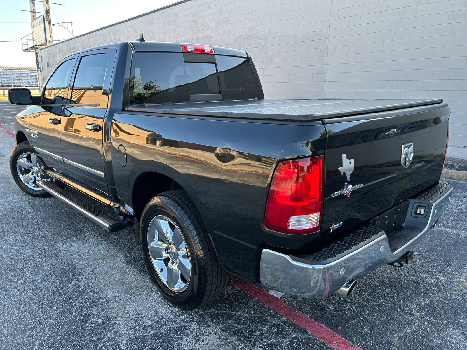Used 2016 RAM 1500 Lone Star RWD image 5