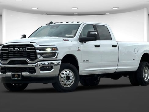 New 2026 RAM 3500 Big Horn image 2