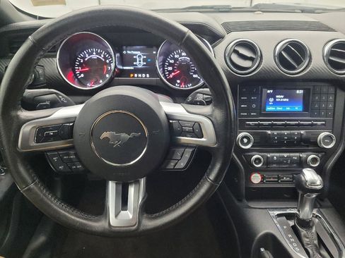 Used 2015 Ford Mustang Convertible w/ Equipment Group 051A RWD image 22