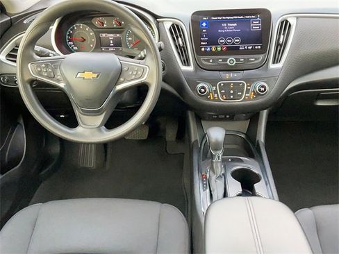 Used 2023 Chevrolet Malibu LT image 12