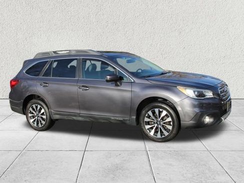 Used 2016 Subaru Outback 3.6R Limited image 12