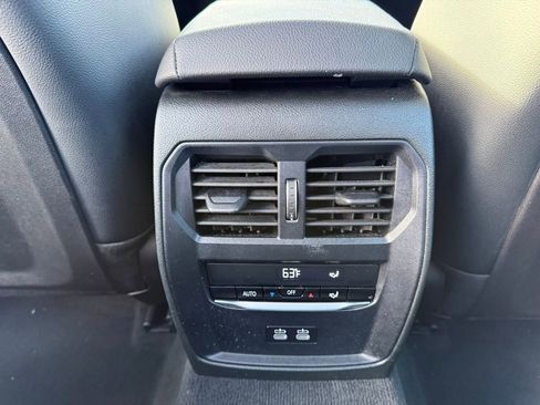 Used 2025 BMW 330i xDrive Sedan image 17