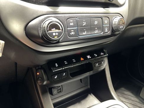 Used 2022 Chevrolet Colorado ZR2 AWD/4WD image 20