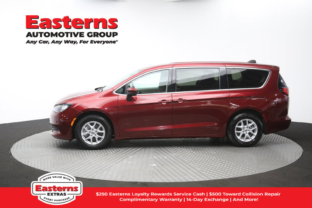 Used 2023 Chrysler Voyager LX FWD image 60