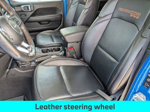 Used 2021 Jeep Wrangler Unlimited Rubicon w/ Dual Top Group AWD/4WD image 32