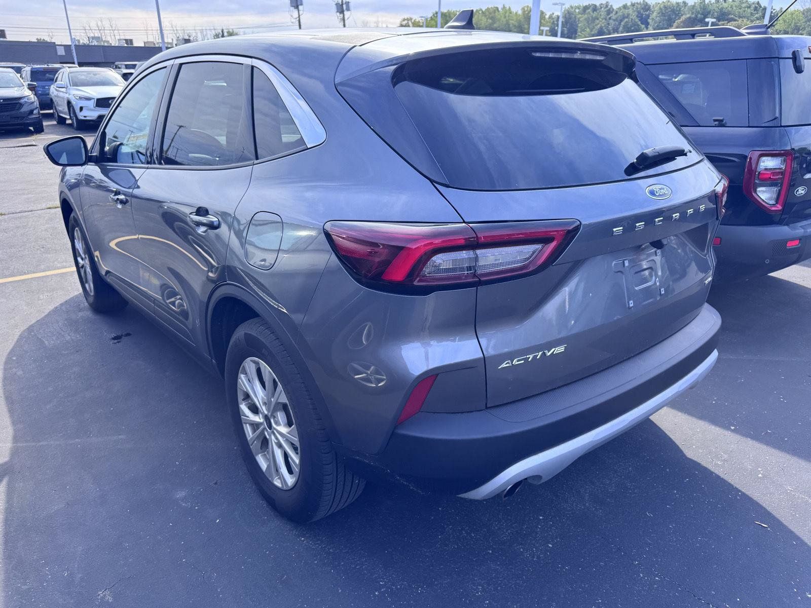 Used 2023 Ford Escape Active AWD/4WD image 6