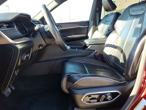 Used 2022 Jeep Grand Cherokee L Summit w/ Luxury Tech Group V image 12