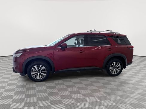 Certified 2024 Nissan Pathfinder SL AWD/4WD image 7