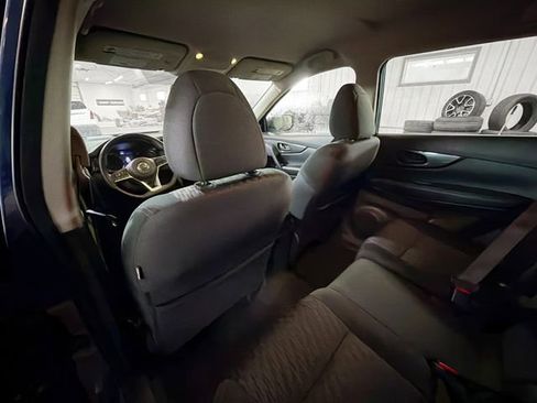 Used 2019 Nissan Rogue FWD image 9