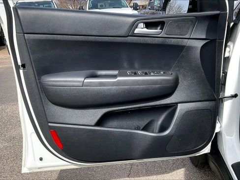 Used 2022 Kia Sportage LX w/ LX AWD Value Edition Package image 22