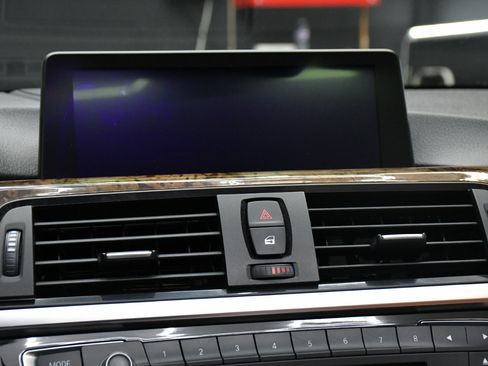 Used 2014 BMW 435i Convertible image 26