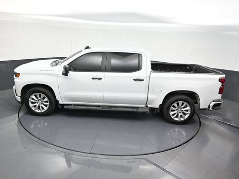 Used 2021 Chevrolet Silverado 1500 Custom RWD image 16