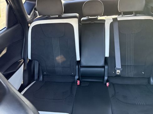 Used 2023 Kia EV6 GT-Line w/ GT-Line Suede Seat Package image 23