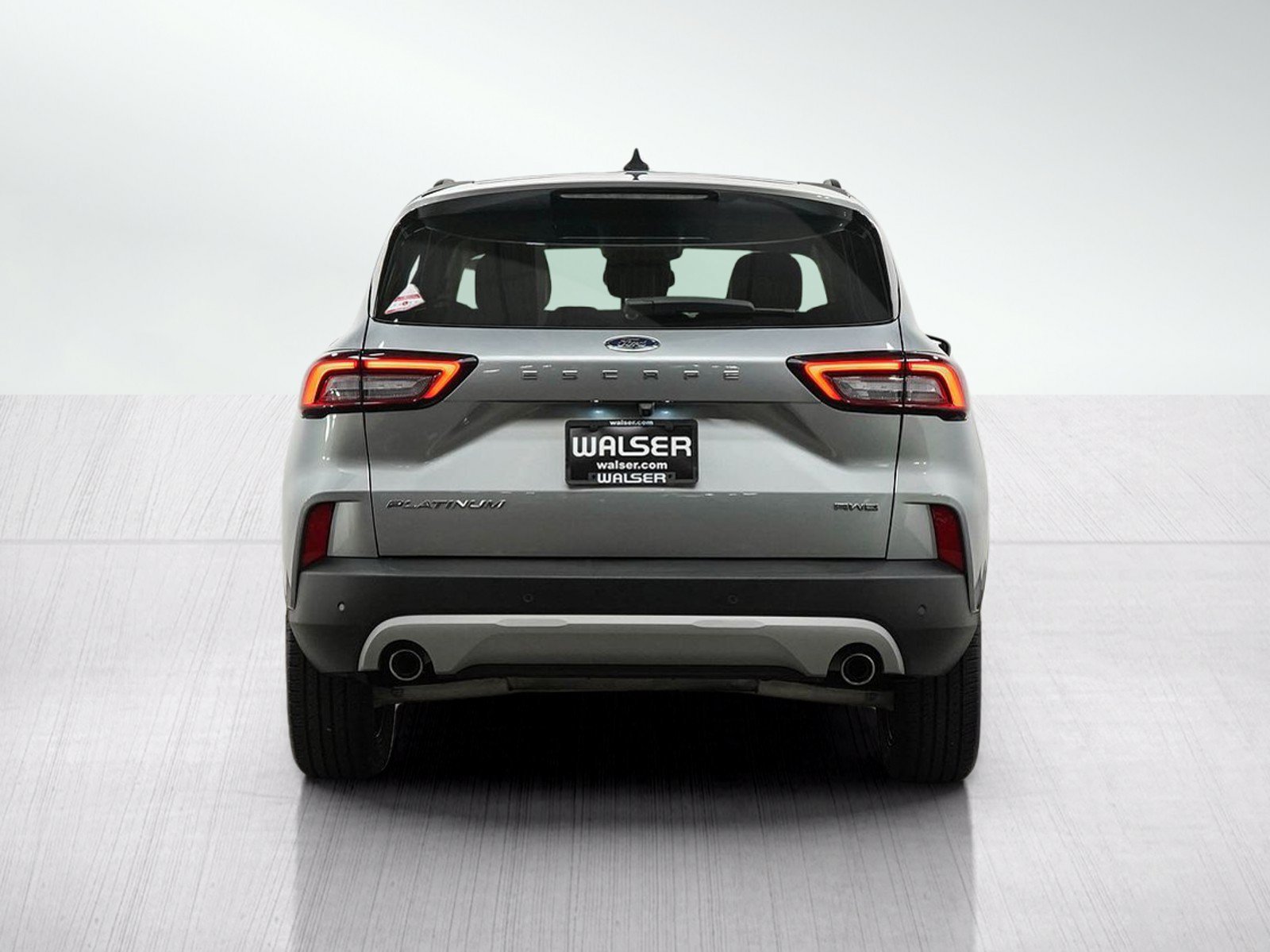 Used 2024 Ford Escape Platinum AWD/4WD image 4