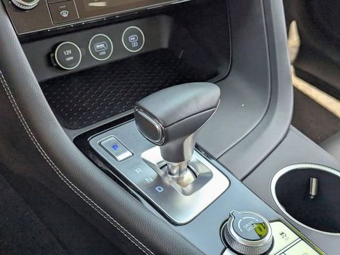 Used 2026 Genesis G70 2.5T RWD image 30
