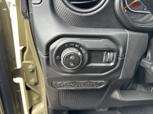 New 2026 Jeep Gladiator Rubicon image 68