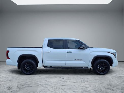 Used 2025 Toyota Tundra Limited image 8