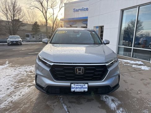 Used 2023 Honda CR-V LX image 2