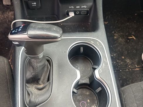 Used 2019 Dodge Durango SXT image 12
