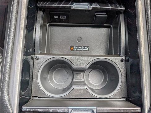 Used 2024 GMC Yukon XL Denali w/ Advanced Technology Package image 14