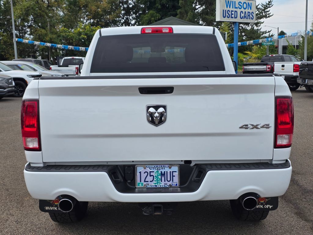 Used 2017 RAM 1500 Express w/ Express Value Package AWD/4WD image 8