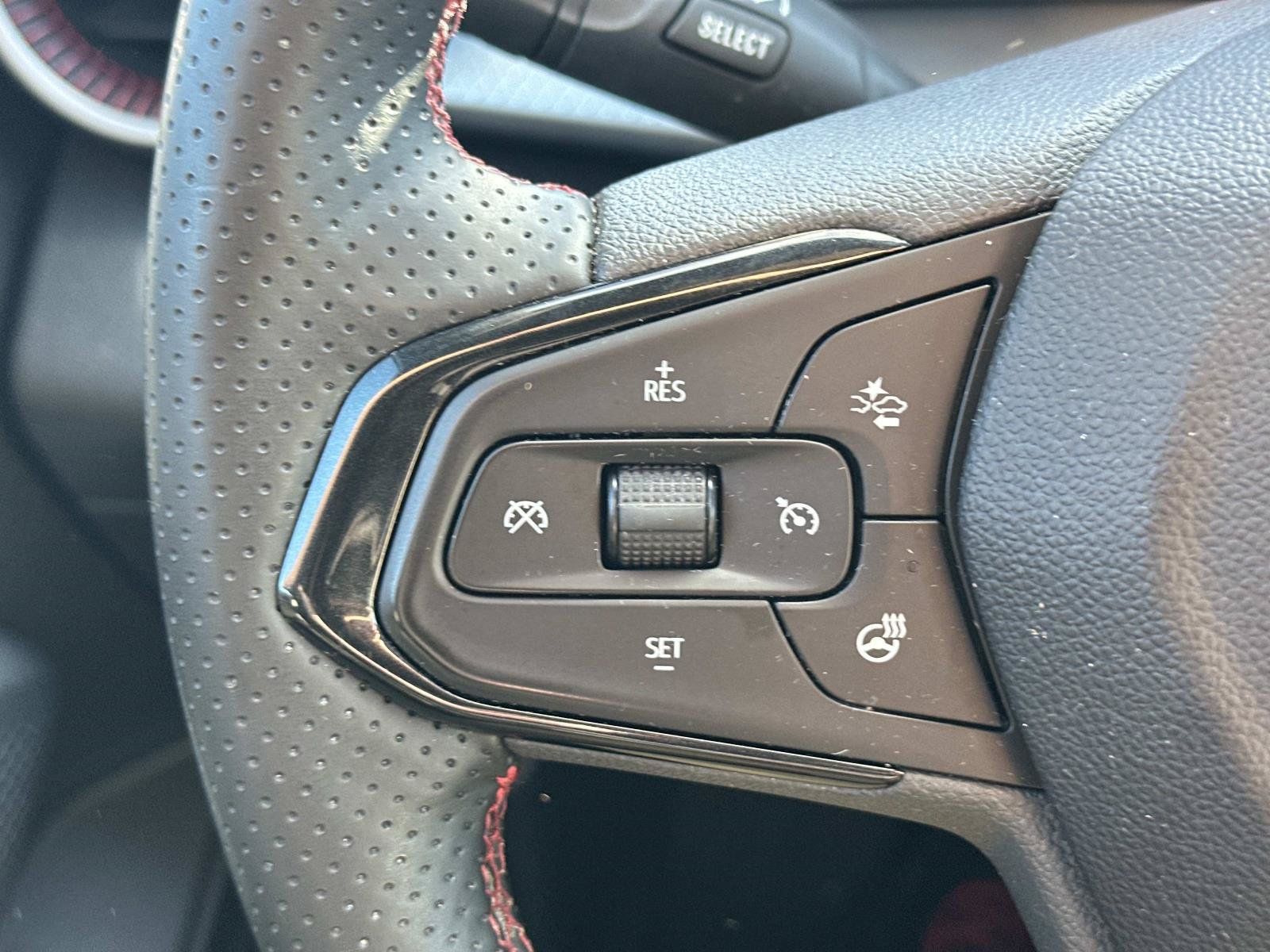 Certified 2025 Chevrolet Trax RS w/ Driver Confidence Package FWD image 21