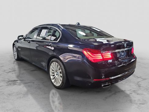 Used 2013 BMW 750Li image 7
