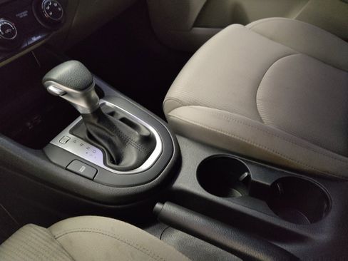 Used 2021 Kia Forte LXS FWD image 26