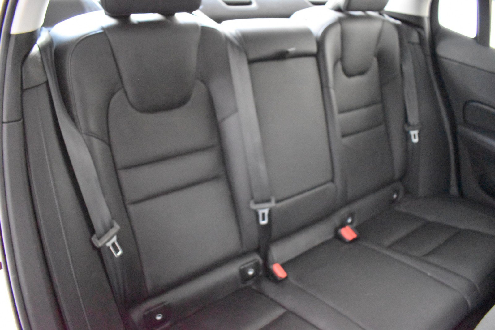 Used 2023 Volvo S60 T8 Plus AWD/4WD image 33