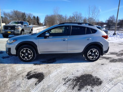 Used 2018 Subaru Crosstrek 2.0i Premium w/ Eyesight System image 5