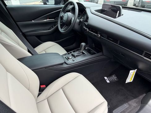 New 2026 MAZDA CX-30 AWD 2.5 S w/ Select Sport Pkg image 24