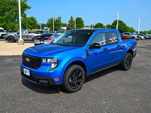 New 2026 Ford Maverick XLT w/ Equipment Group 301A AWD/4WD image 9